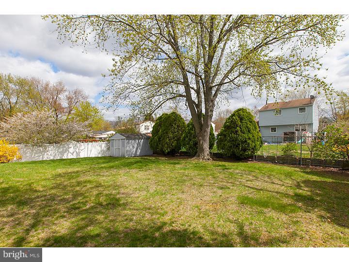 13 Stone River Road Clementon, NJ 08021 - Photo 2 of 17