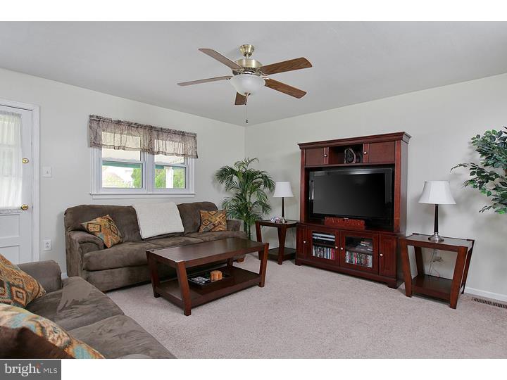 13 Stone River Road Clementon, NJ 08021 - Photo 6 of 17