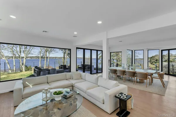 $150,000 | 10 Bay View Drive, Hampton Bays, NY 11946