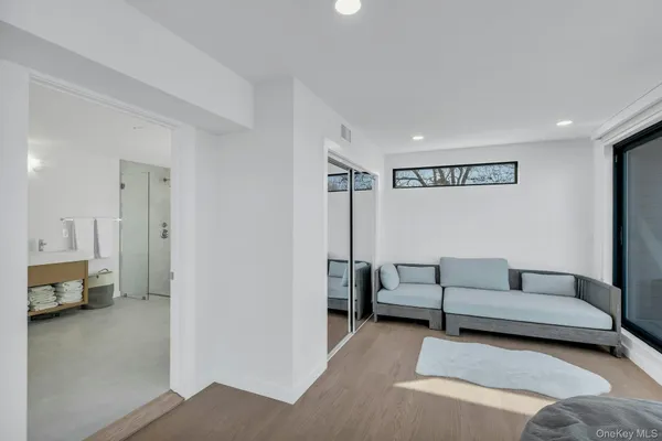 $150,000 | 10 Bay View Drive, Hampton Bays, NY 11946