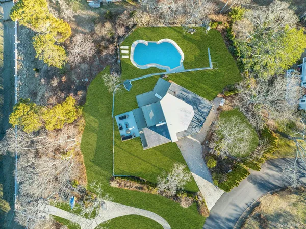 $150,000 | 10 Bay View Drive, Hampton Bays, NY 11946