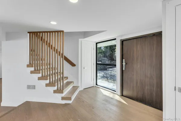 $150,000 | 10 Bay View Drive, Hampton Bays, NY 11946