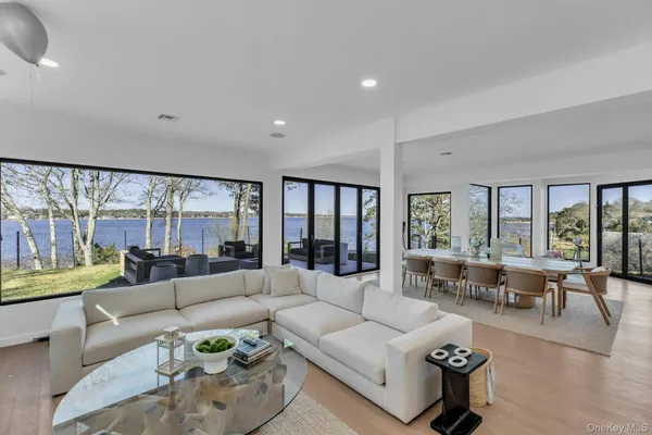 $150,000 | 10 Bay View Drive, Hampton Bays, NY 11946