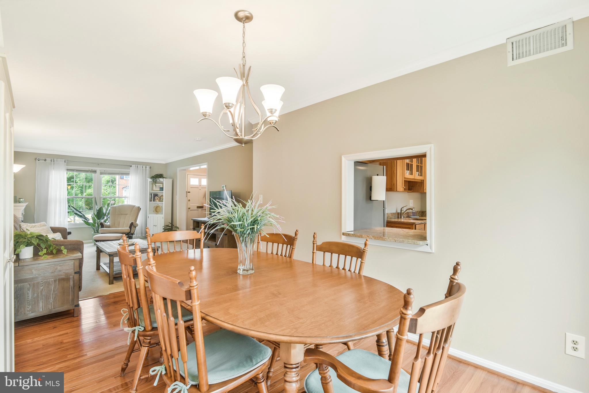 5988 Queenston Street Springfield, VA 22152 - Photo 11 of 50