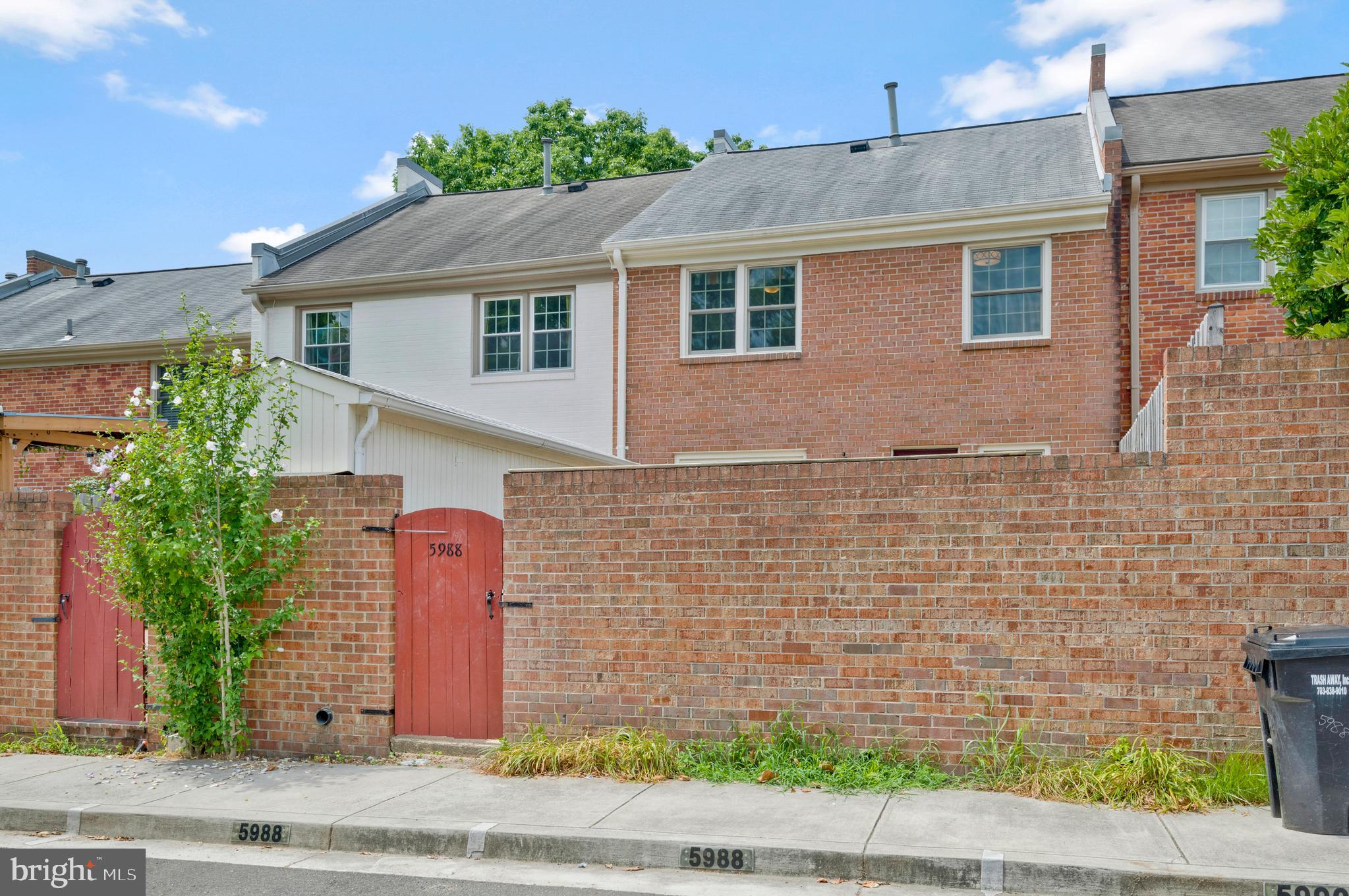 5988 Queenston Street Springfield, VA 22152 - Photo 39 of 50