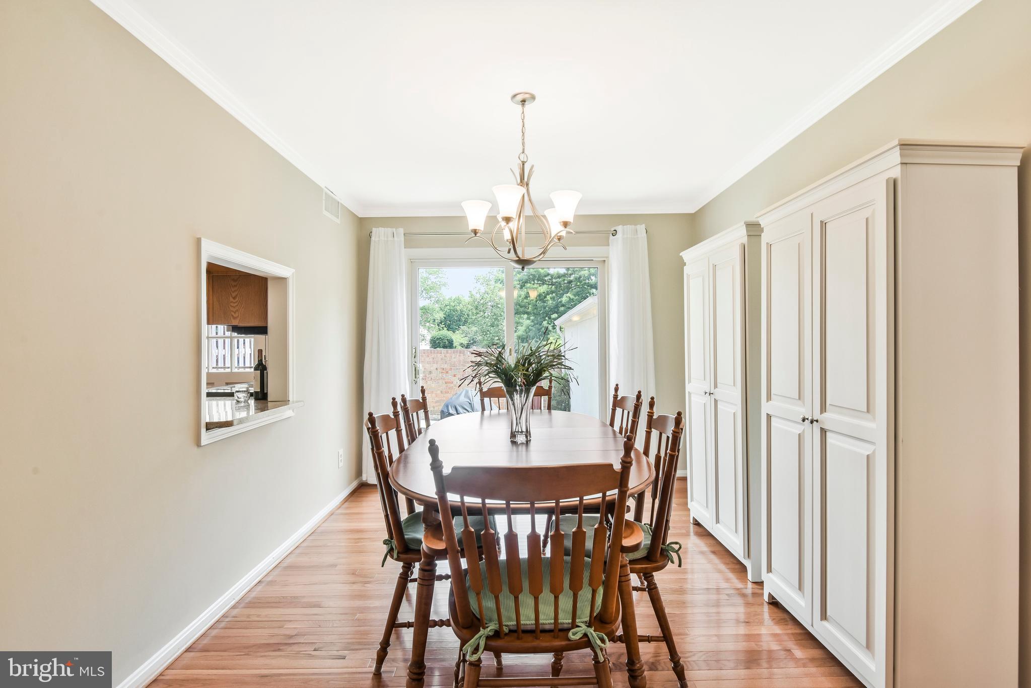 5988 Queenston Street Springfield, VA 22152 - Photo 10 of 50 Dining room