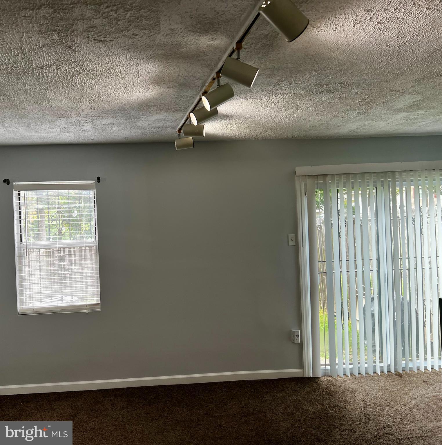 1007 Epworth Way Capitol Heights, MD 20743 - Photo 12 of 54