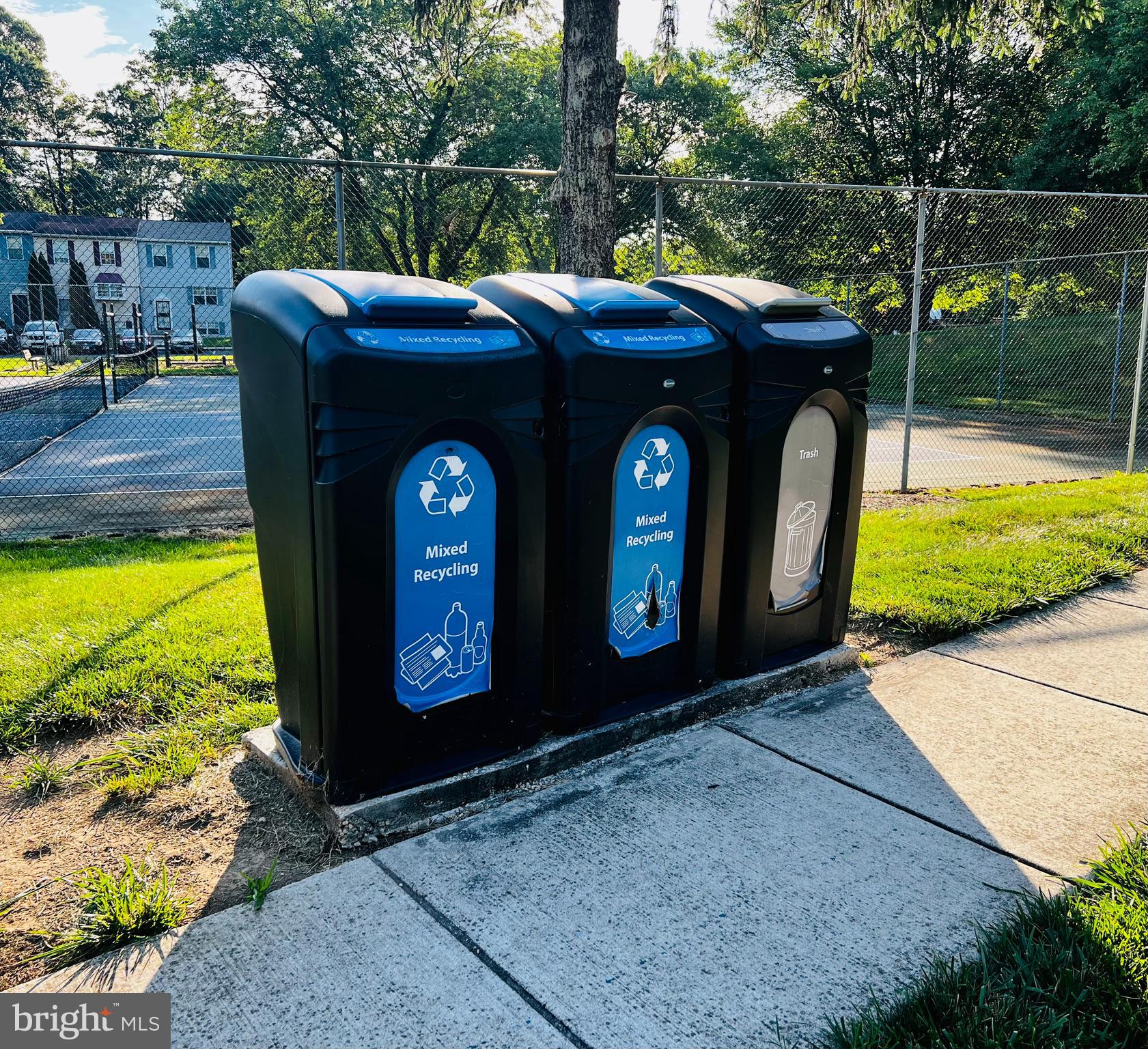 1007 Epworth Way Capitol Heights, MD 20743 - Photo 46 of 54 Recycle
