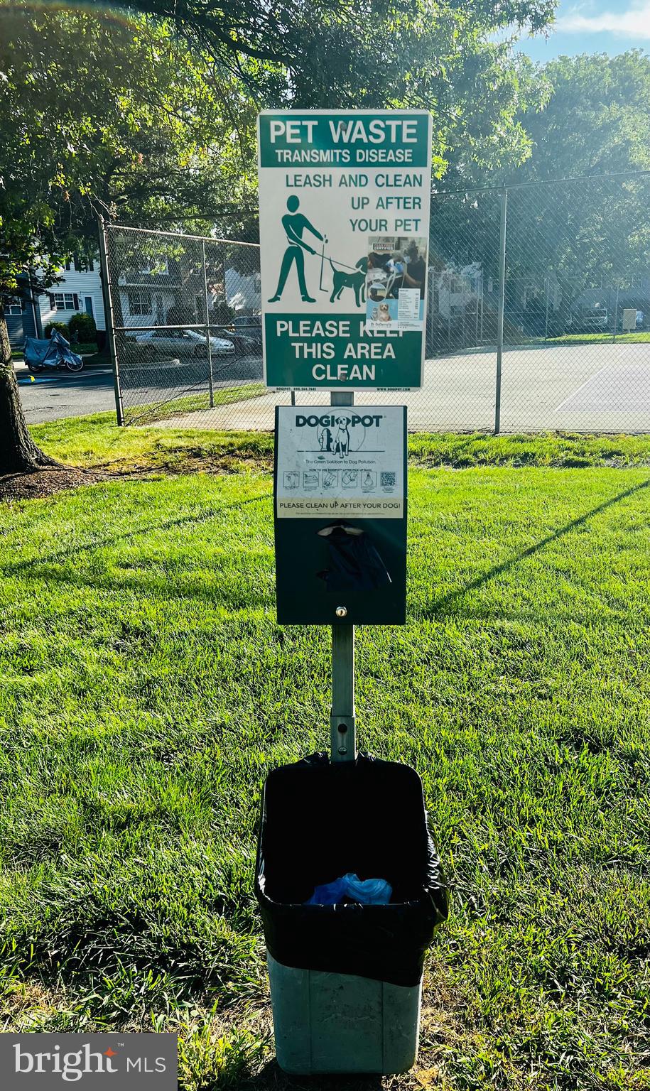 1007 Epworth Way Capitol Heights, MD 20743 - Photo 53 of 54 Pet Friendly