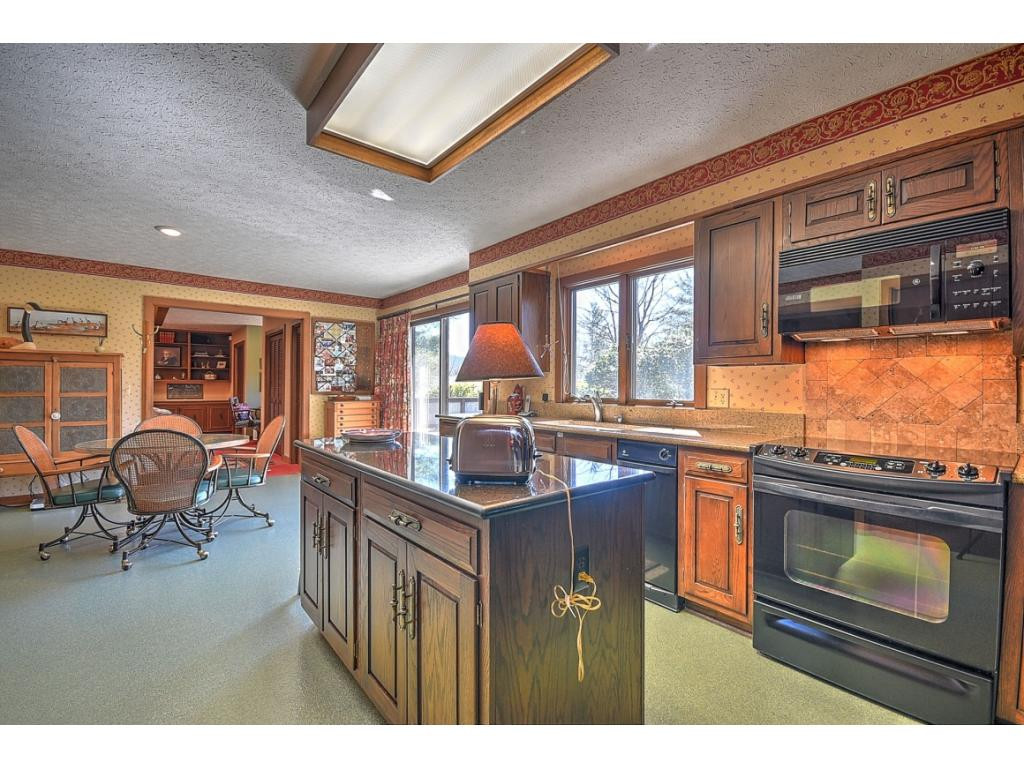 169 Columbine Road Kingsport, TN 37660 - Photo 11 of 36 Photo 11