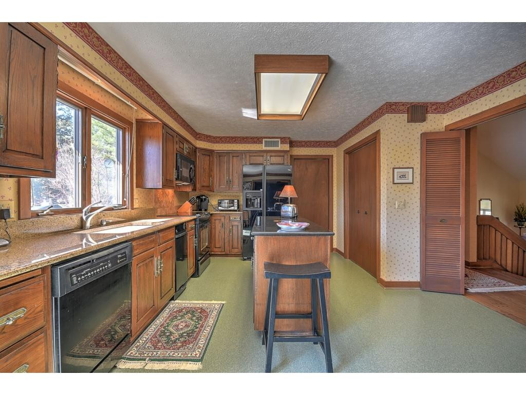 169 Columbine Road Kingsport, TN 37660 - Photo 14 of 36 Photo 14