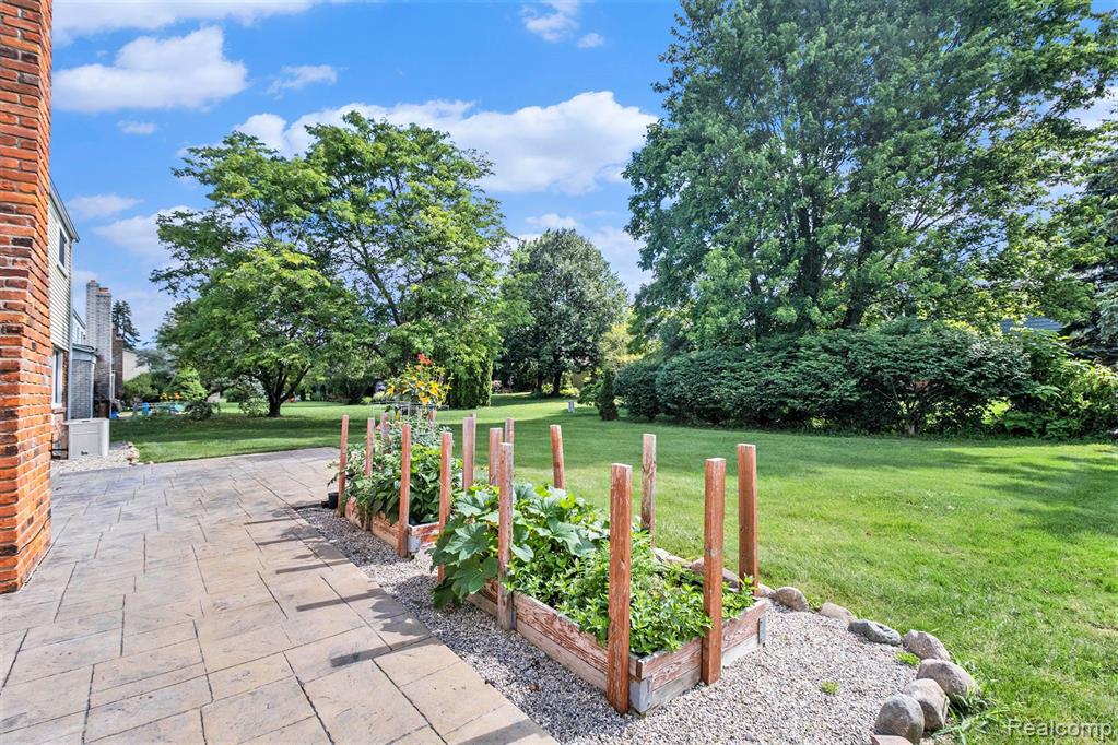 857 Hampton Circle Rochester Hills, MI 48307 - Photo 41 of 41