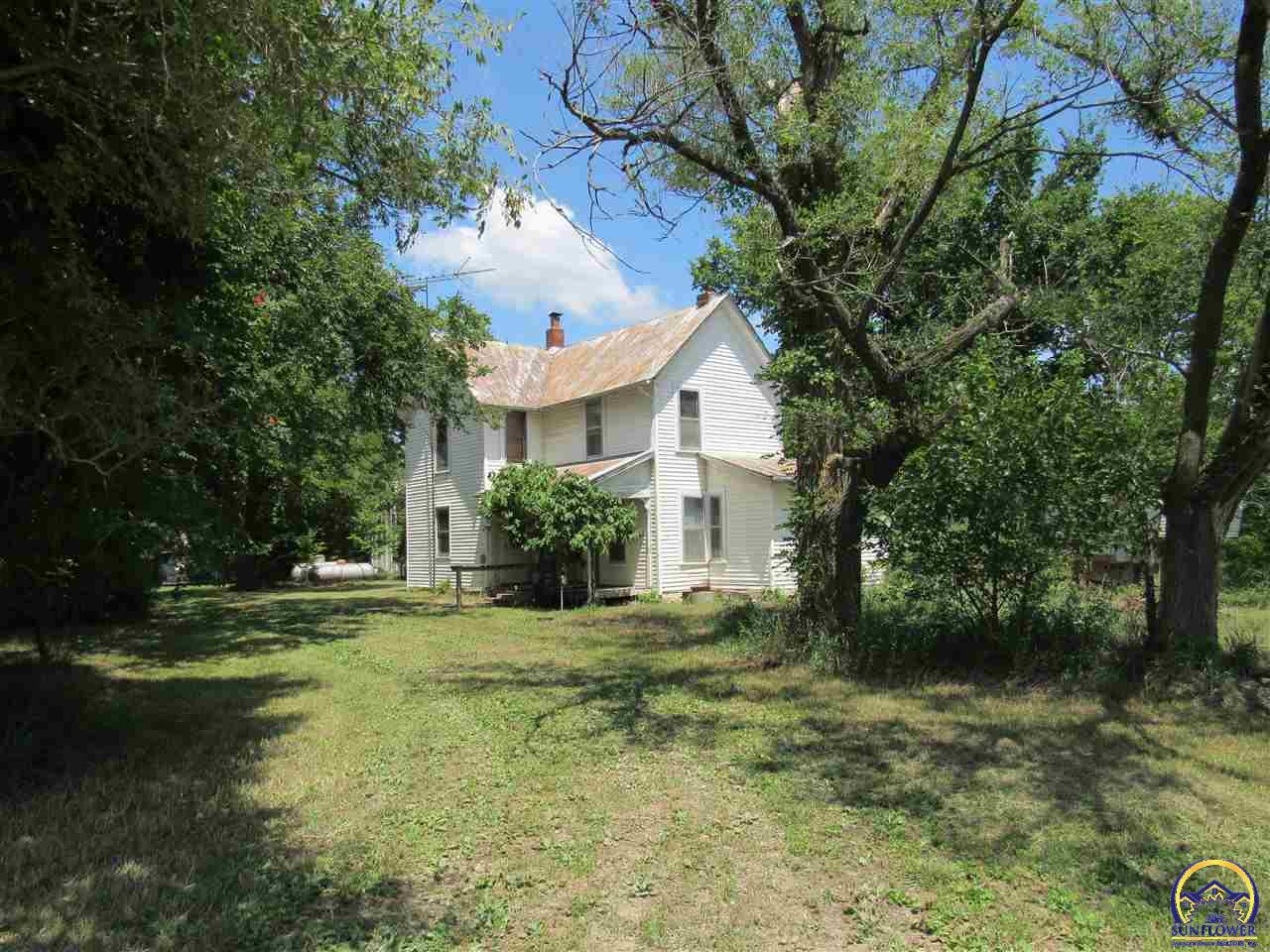 19064 South Stubbs Road Quenemo, KS 66528 - Photo 1 of 1