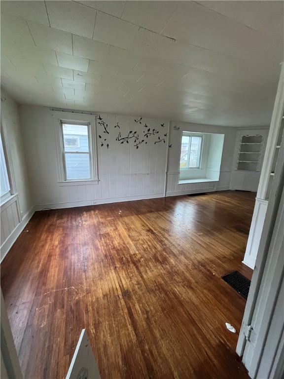 87 Sunset Street Rochester, NY 14606 - Photo 13 of 24