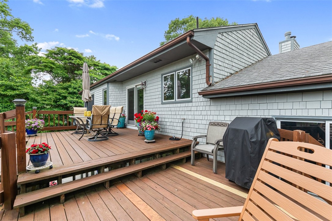 12 Silver Street Warwick, RI 02889 - Photo 29 of 50