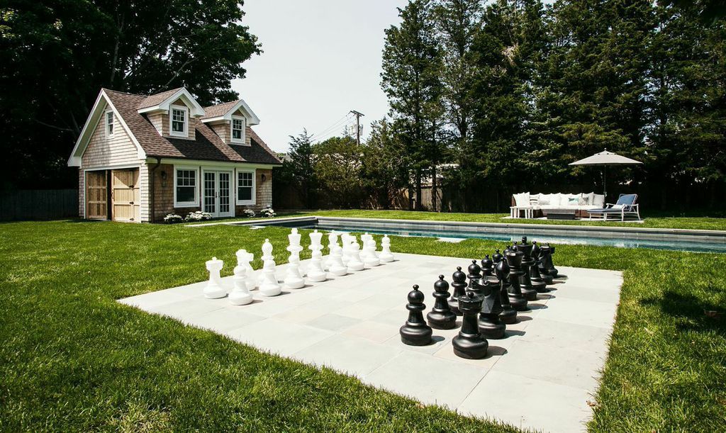 61 Skimhampton Road East Hampton, NY 11937 - Photo 14 of 16