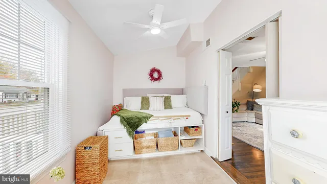 a bed room with a bed