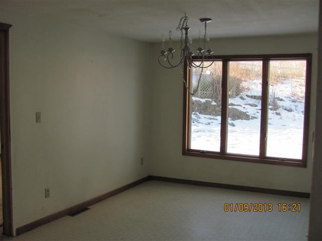 330 North Blackjack Road Galena, IL 61036 - Photo 8 of 12 Gallery Image 8