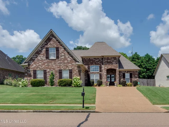$399,900 | 3077 West Jefferson Loop, Hernando, MS 38632
