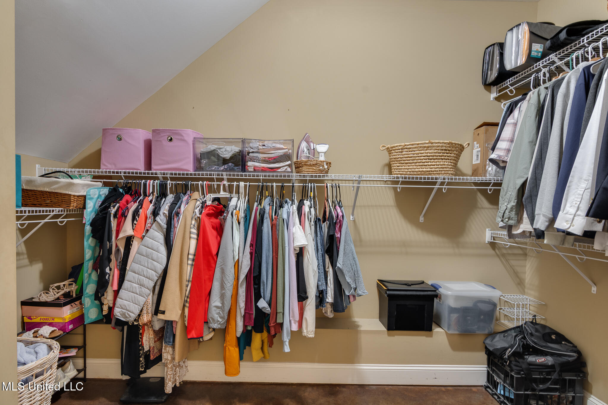 3077 West Jefferson Loop Hernando, MS 38632 - Photo 24 of 40 large primary closet