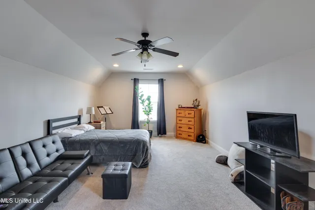 $399,900 | 3077 West Jefferson Loop, Hernando, MS 38632