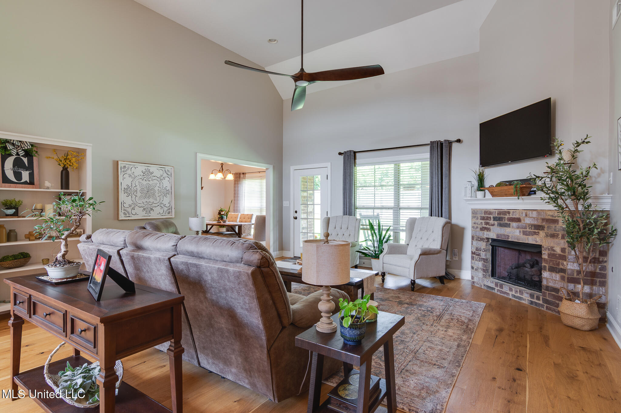 3077 West Jefferson Loop Hernando, MS 38632 - Photo 6 of 40 great room