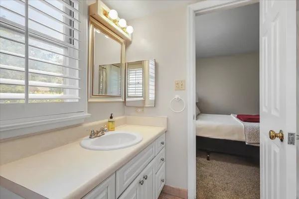 $1,800 | 517 East Jefferson Street, Unit 45, Tallahassee, FL 32301