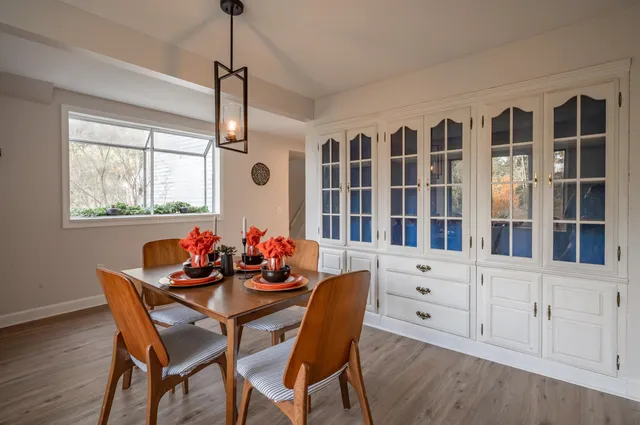 $549,000 | 51 Chester Road, Derry, NH 03038