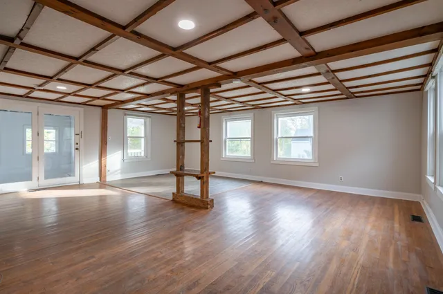 $549,000 | 51 Chester Road, Derry, NH 03038