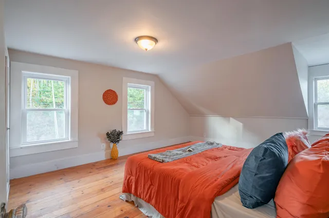 $549,000 | 51 Chester Road, Derry, NH 03038