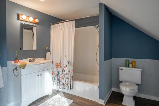 $549,000 | 51 Chester Road, Derry, NH 03038