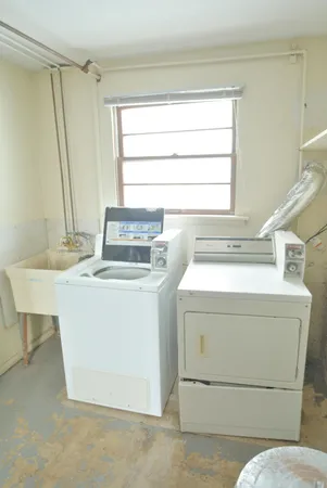 $584,900 | 4110 Lake Breeze Avenue North, Brooklyn Center, MN 55429