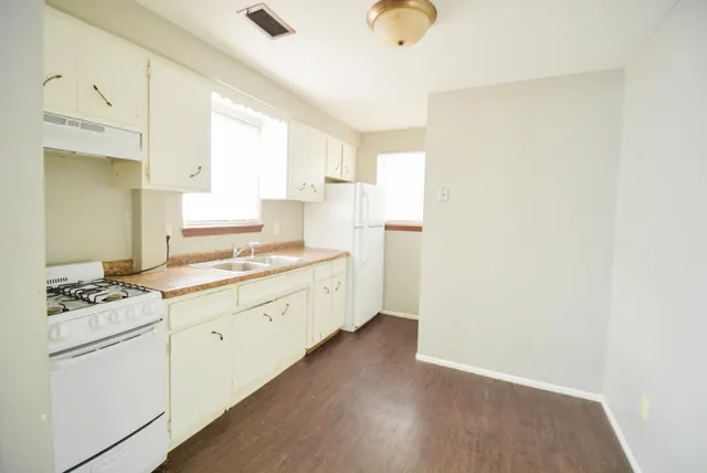 $609,000 | 4110 Lake Breeze Avenue North, Brooklyn Center, MN 55429