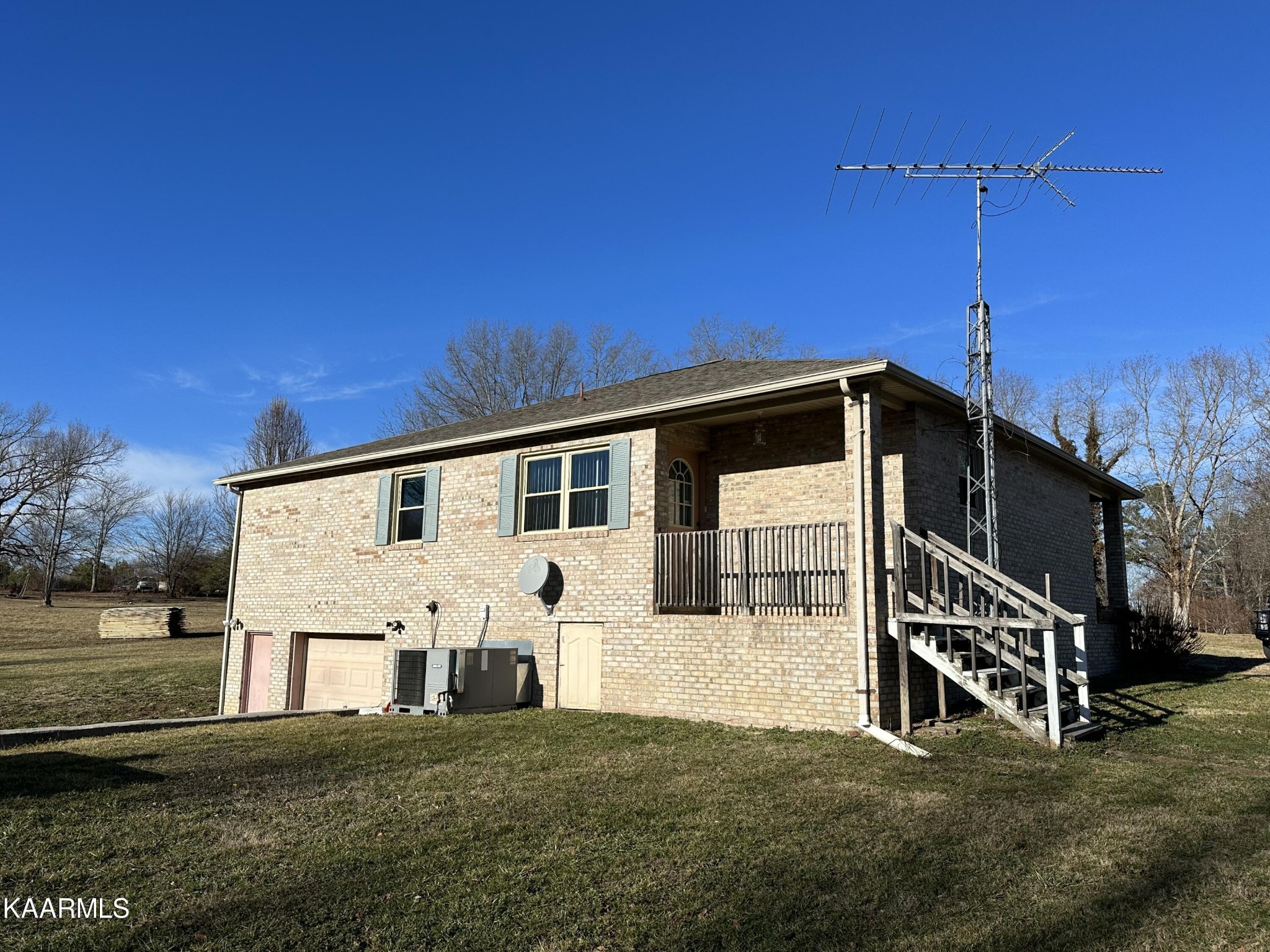 158 Craig Road Monterey, TN 38574 - Photo 3 of 28 Gallery Image 3