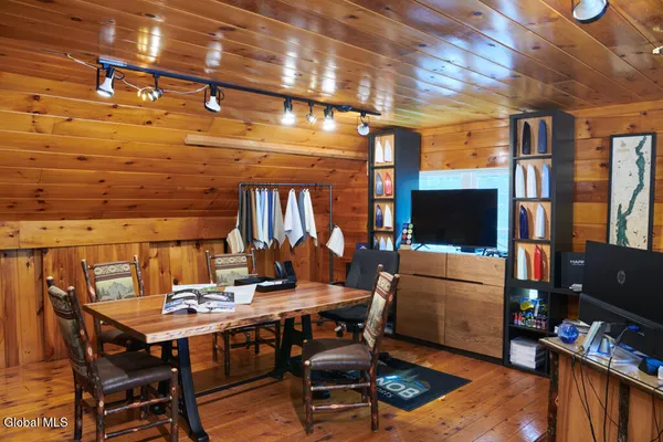 $5,749,000 | 1881 Pilot Knob Road, Kattskill Bay, NY 12844