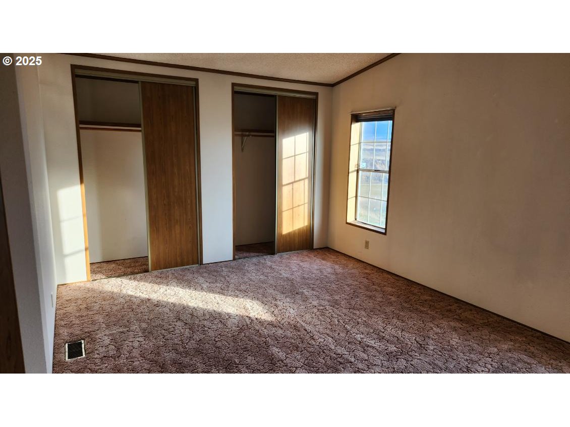 61 Gore Road Goldendale, WA 98620 - Photo 5 of 35