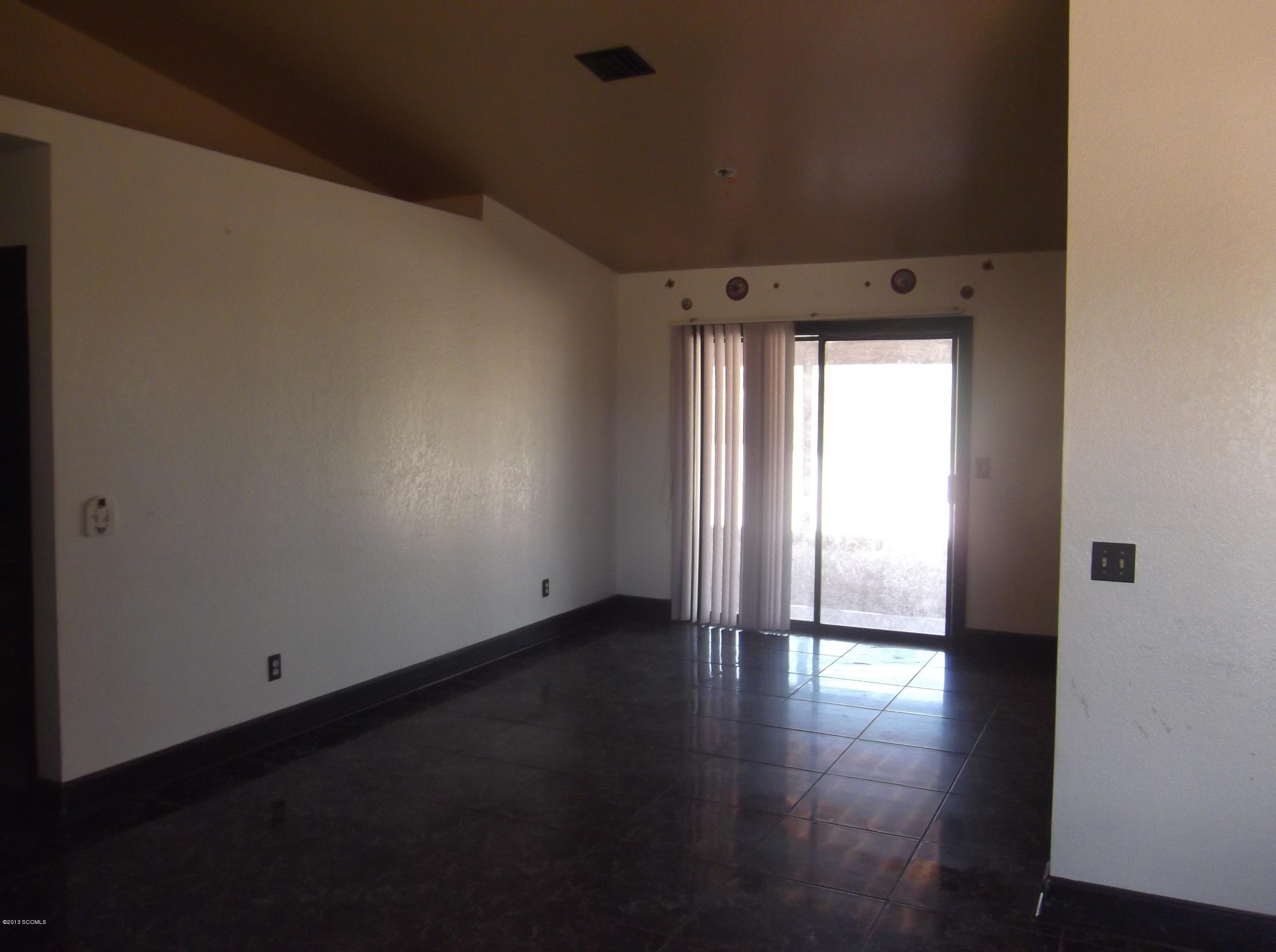 1775 Ruta Caravela Rio Rico, AZ 85648 - Photo 10 of 11