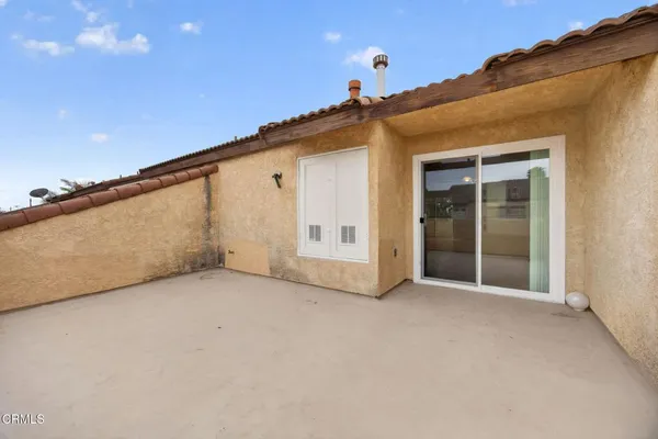 $390,000 | 176 Fashion Park Place, Oxnard, CA 93033