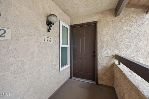 $390,000 | 176 Fashion Park Place, Oxnard, CA 93033