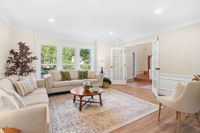 a picture of a floor plan