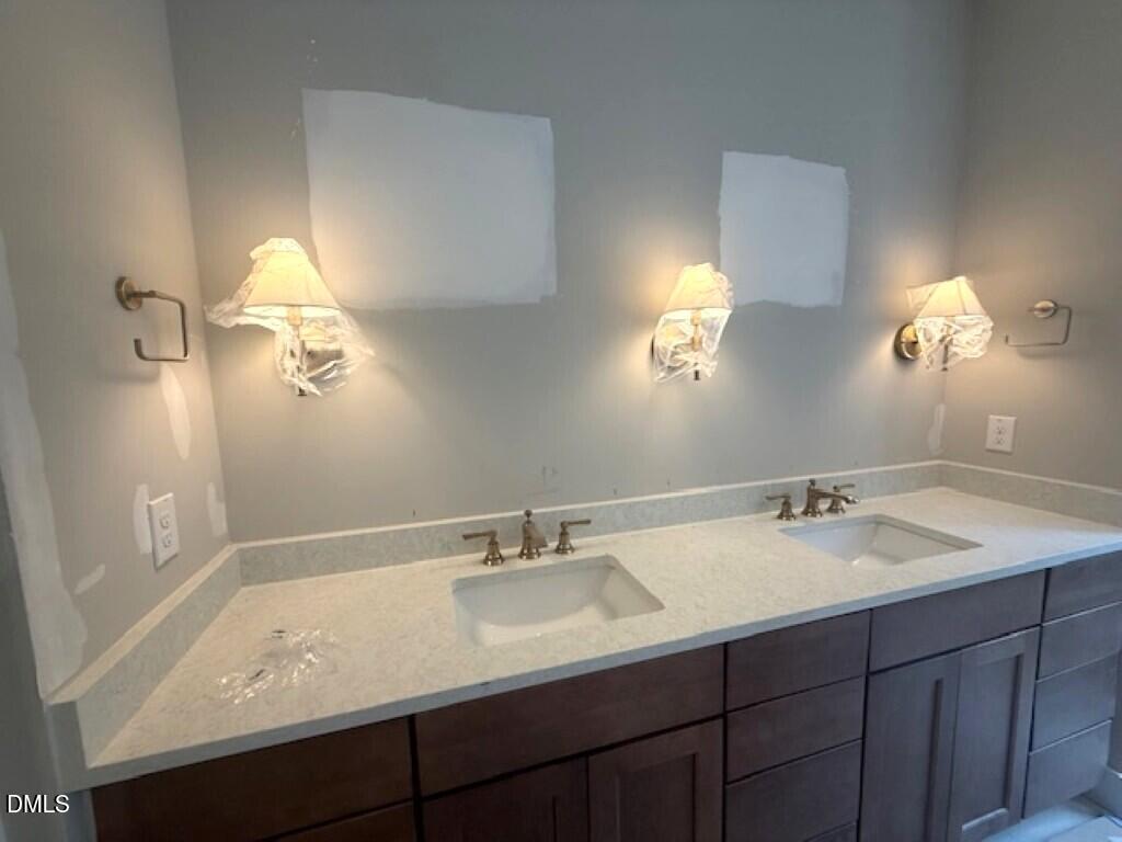 6505 Burnette Flower Way Raleigh, NC 27612 - Photo 15 of 36 IMG_1808 (Medium)