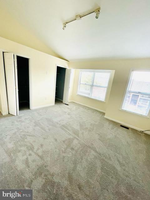 6304 Over See Court Springfield, VA 22152 - Photo 16 of 34 Master bedroom
