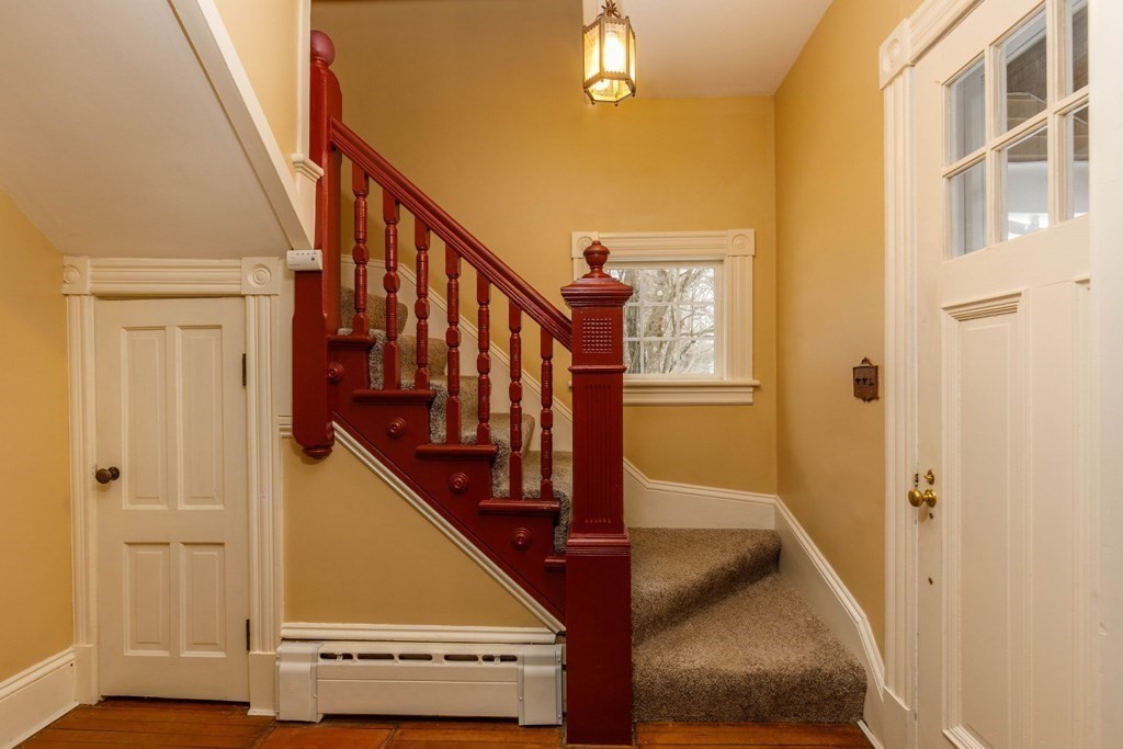 225 Wallingford Avenue Athol, MA 01331 - Photo 9 of 24 a view of entryway
