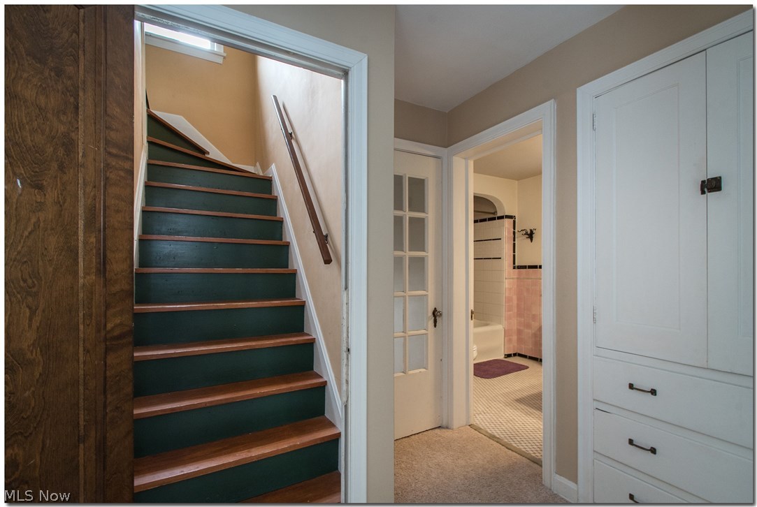 3010 Coleridge Road Cleveland, OH 44118 - Photo 20 of 25