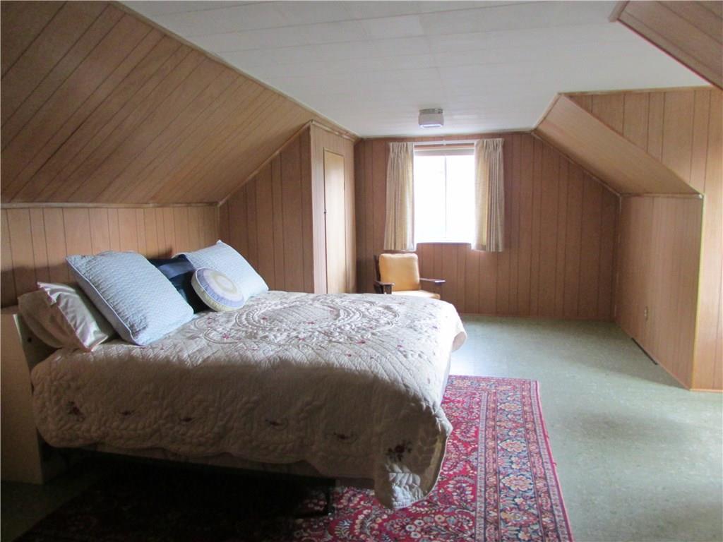 208 Tech Road Pittsburgh, PA 15205 - Photo 10 of 17 3rd Bedroom Upstairs!