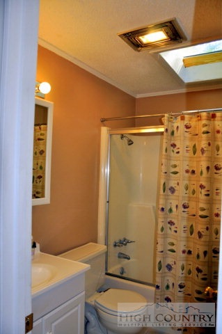 806 Dogwood Road Boone, NC 28607 - Photo 4 of 18 Gallery Image 4