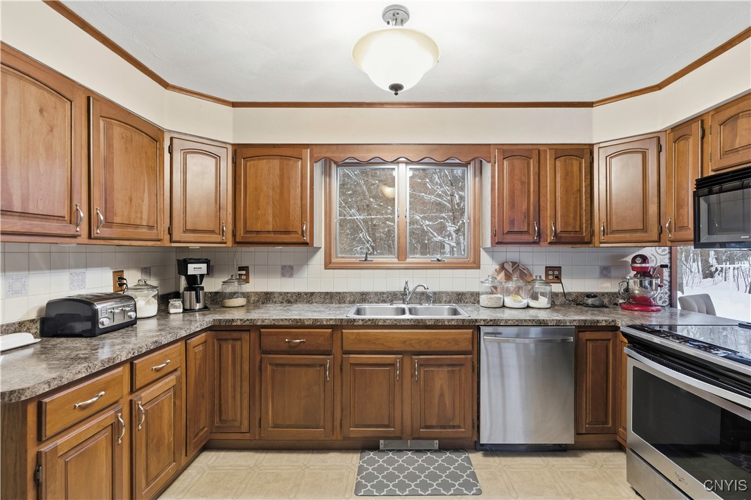 14 Parker Road Constantia, NY 13044 - Photo 15 of 46