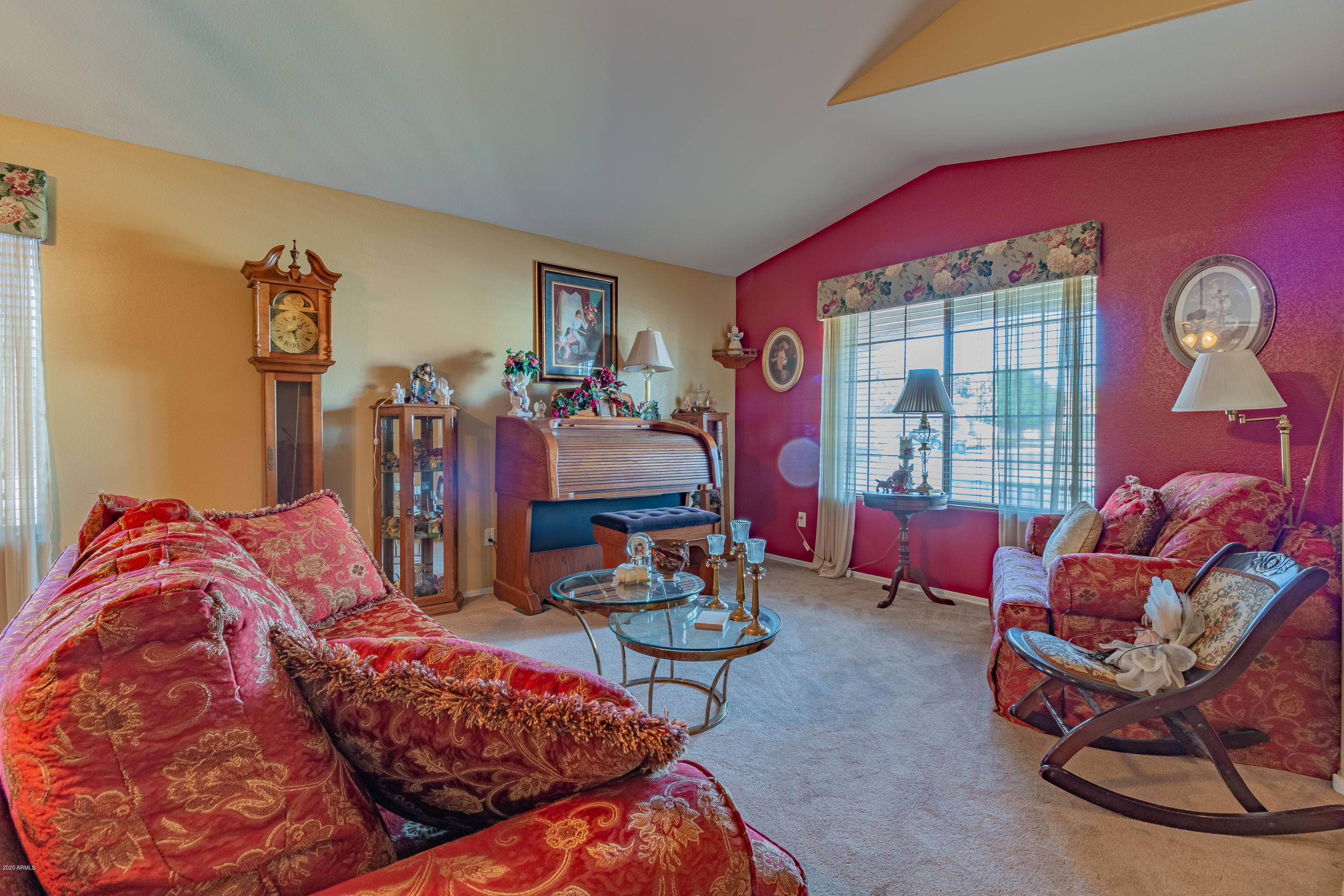 4027 West Charter Oak Road Phoenix, AZ 85029 - Photo 11 of 40 4027 W Charter Oak Rd (8 of 41)