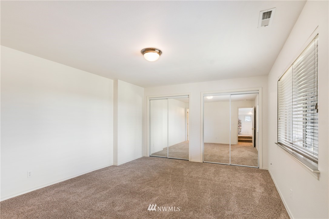 2786 Tracyton Beach Road Northwest Bremerton, WA 98310 - Photo 20 of 25