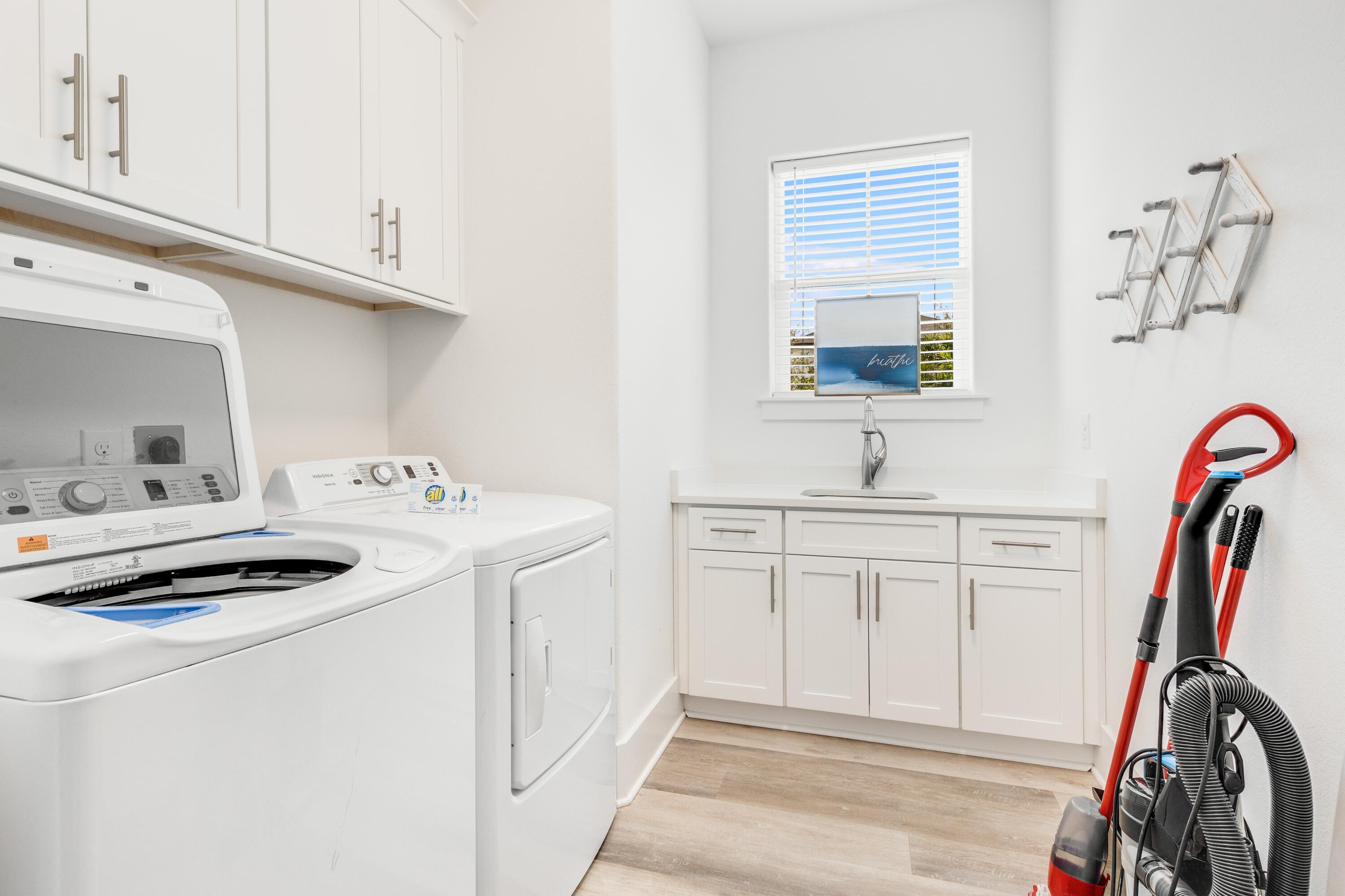 23 Carefree Lane Santa Rosa Beach, FL 32459 - Photo 27 of 48 Laundry